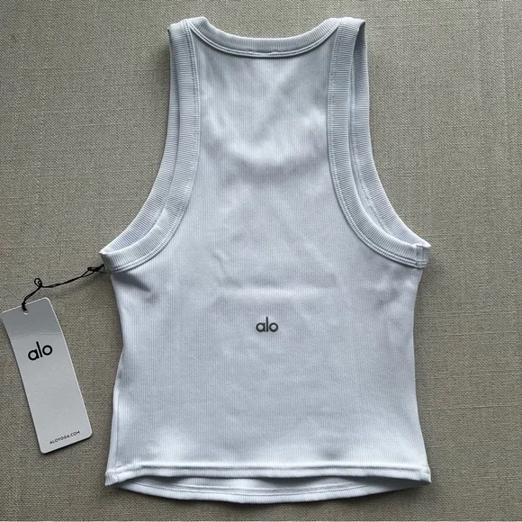 ALO Goddess Ribbed Go-To Tank - Picture 9 of 10